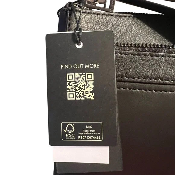 Ted Baker London NWT Beautiful Black Leather Multi-Purpose Laptop Messenger Bag - Picture 4 of 13